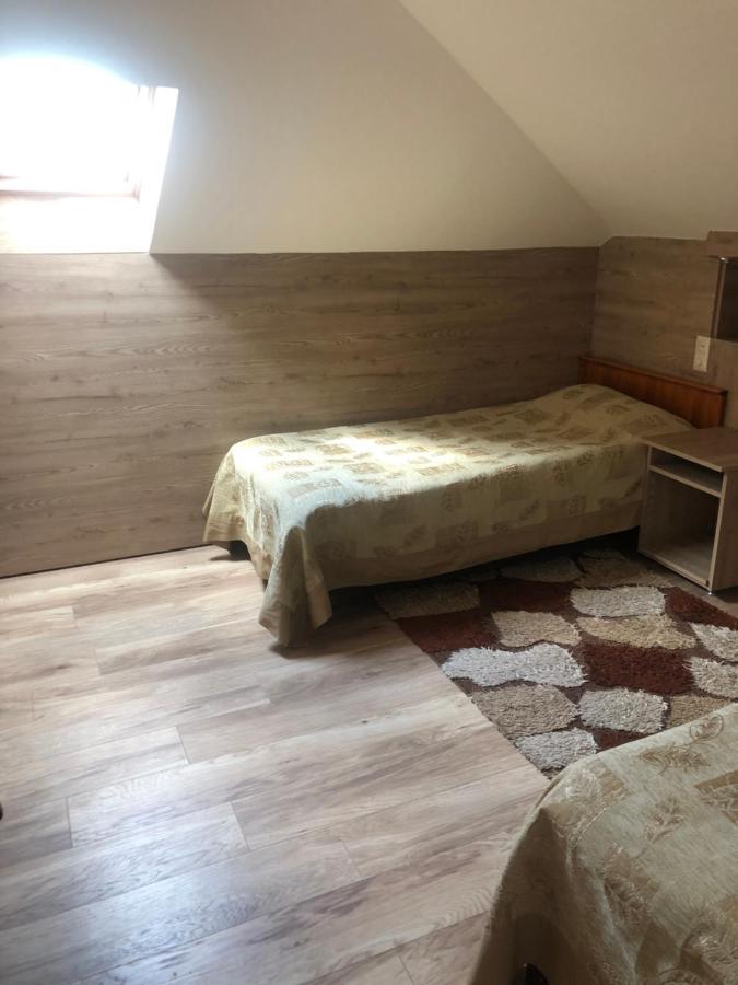 ガルニ シェ イヴェット Bed & Breakfast エクステリア 写真
